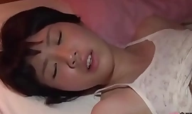 Petite Asian woken up wide of old guy to take a whack at dealings and cum upstairs her intestines [Japteenx x-videos.club]