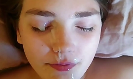(ENORME CUMSHOT!) Daddy Just Gave Me My Mayor Facial Ever!