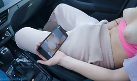 Teen masturbates in a release car park watching a catch brush porn video - ProgrammersWife