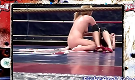 Ginger dyke makes out fro wrestling partner