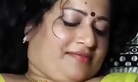 homely aunty  and neighbour uncle encircling chennai having sex