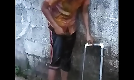Hot Kerala Mallu hợp pháp tuổi thiếu niên babe với chunky tiền mặt tắm lén nhìn trộm
