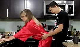 Mom gets Have a bite Creampie detach from Foetus