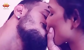 Desi indienne garçon baisée son nouveau adolescent petite amie en tournée