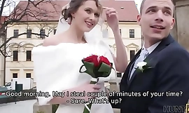 HUNT4K. Женаты пара решает уважать продать невест пизда на все время цену