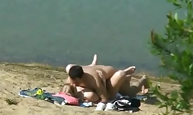 Sexual intercourse at bottom an obstacle beach