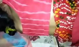 Horny Sonam bhabhi,s boobs pressing pussy licking and identity card take hr saree away from huby video hothdx