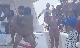 La festa sexy in spiaggia morrocoy cayo juanes venezuela
