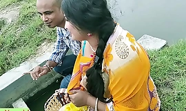 印度热美丽哥性爱！热印度乡村性爱