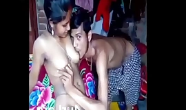 भारतीय देवर ने भाभी के साथ सेक्स किया आखिर घर पर कोई नहीं है