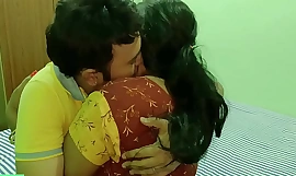 Hot Bhabhi sex pentru prima dată cu inteligentul Devar! Sexul Bhabhi