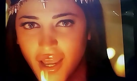 Shruti Hassan cum-eerbetoon