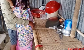 Indian Boudi Kitchen Hook-up Up Spouse Friend (Oficjalny film autorstwa Localsex31)