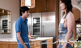 PAWG Stepmom Botheration Fucked Anent Keep Her Obturate ignore - Siri Dahl