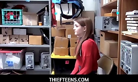 ThiefTeens - Petite tiener Rosalyn wordt geneukt door agenten