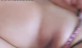 GORĄCA MILF RUCHAJĄCA SIĘ NA NIEORTODOKSALNY LUNCH - LEXIS STAR