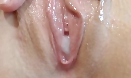 不小心拍到了我好朋友女友的特写阴部性交直到射精——真正的业余爱好者