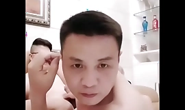 중년 남성 5명이 참여하는 매우 흥미진진한 그룹 섹스 장면