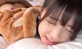 Part 2: The super cute college girl Akari (a masochistic girl who can't resist her boyfriend) reunites after several months and leads to an unexpected turn of events!? The lovey-dovey romantic mood takes a dark turn... punishment sex training begins! / 